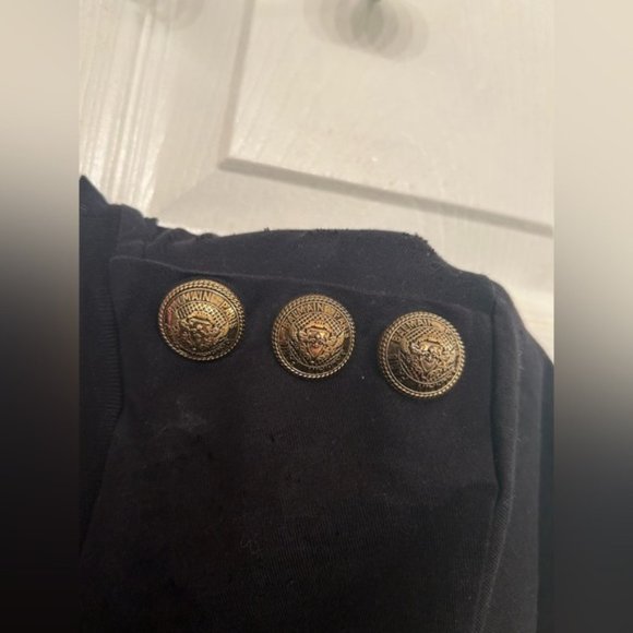 SOLD Balmain Paris Button Shoulder T Shirt - Picture 4 of 7
